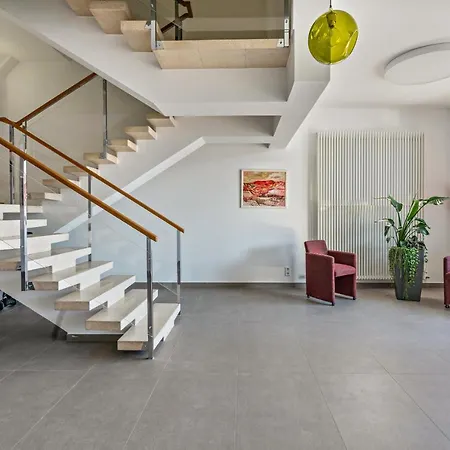 Appartamento Huber Living Basic 210 Germering