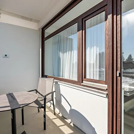 Huber Living Basic 210 Апартаменты *
