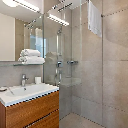 Huber Living Basic 210 Lejlighed Germering