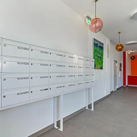 Huber Living Basic 210 Lejlighed Germering