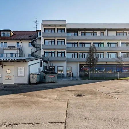 Апартаменты Huber Living Basic 210 Гермеринг